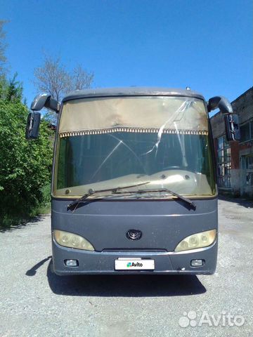 Туристический автобус Golden Dragon XML6896E1A, 2005 объявление продам