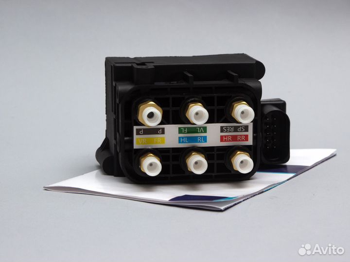 Блок клапанов Mercedes W205 W212 W221 W222 W251