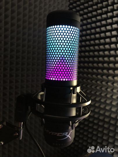 Студийный микрофон HyperX Quadcast S