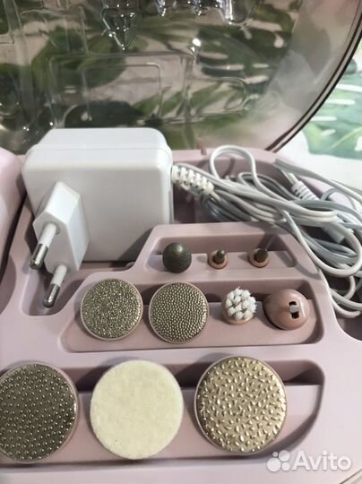 Маникюрный набор для ногтей Vitek