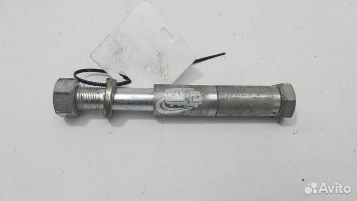 Ось амортизатора кабины верхняя J08E hino 500