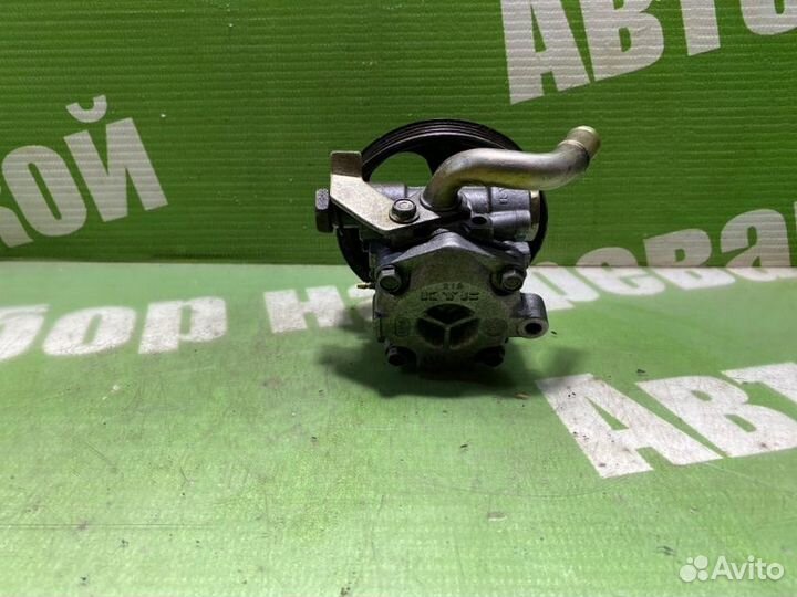 Насос гидроусилителя руля Mitsubishi Minica H42A