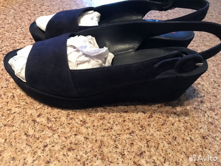 Босоножки Hogl