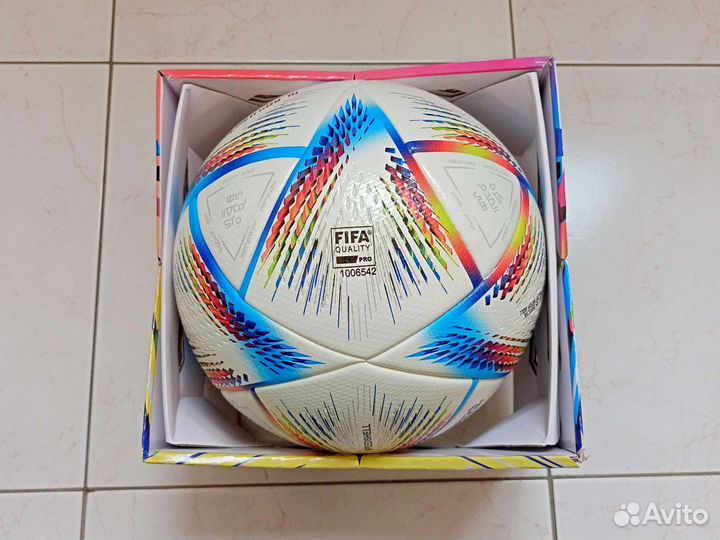 Футбольный мяч Adidas Al Rihla, Катар 2022