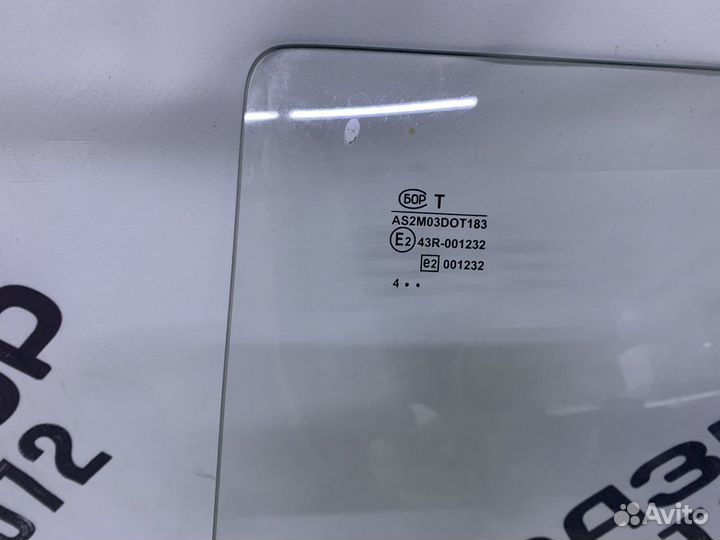 Стекло заднее левое, правое ваз 2114