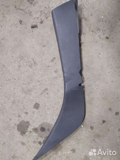 Обшивка стойки renault logan 2