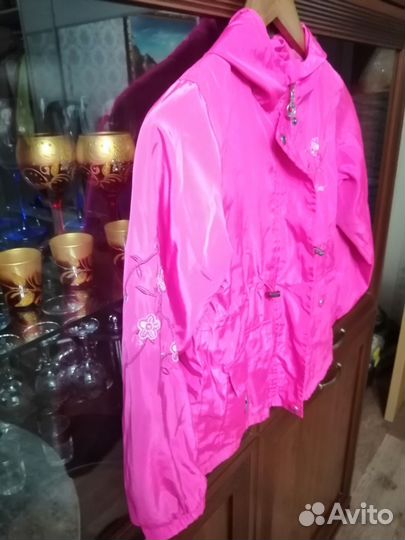 Ветровка с капюшоном для девочки, б/у