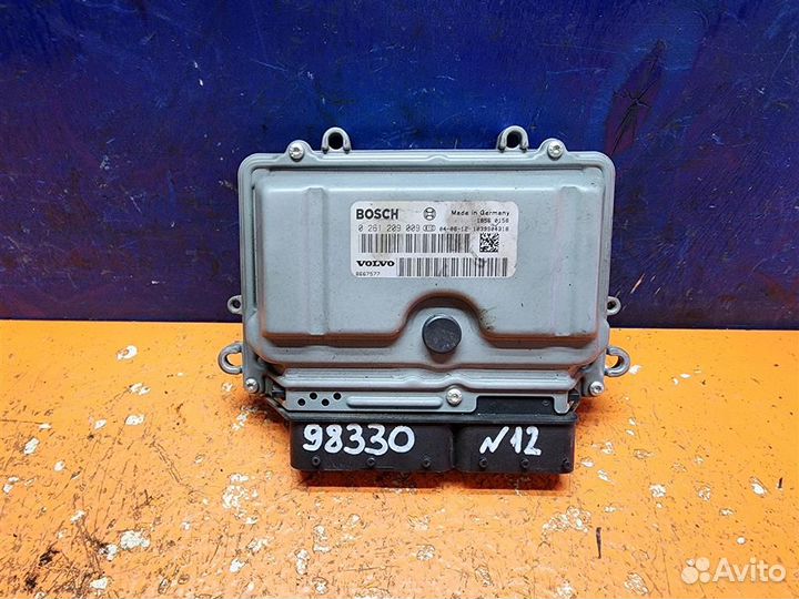 Блок управления двигателя Volvo S40 2 2,5 8667577
