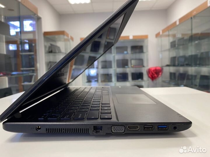 Ноутбук Asus 15.6