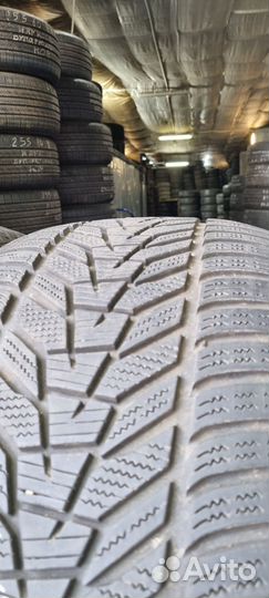 Hankook Winter I'Cept Evo 3 X W330A 285/45 R21