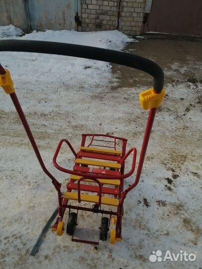 Детские санки на колесах