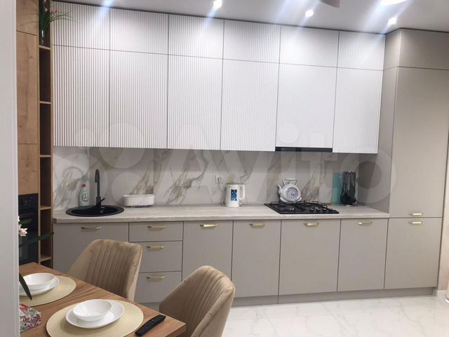 1-к. квартира, 42 м², 4/10 эт.