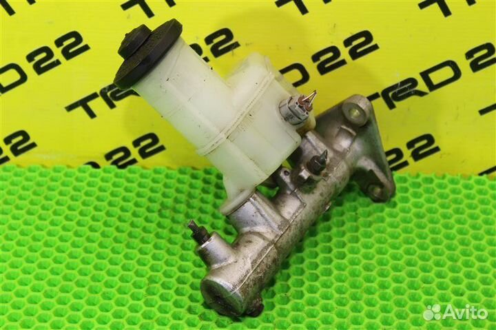 Главный тормозной цилиндр Toyota Caldina ST210