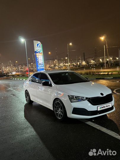 Skoda Rapid 1.6 AT, 2021, 75 000 км