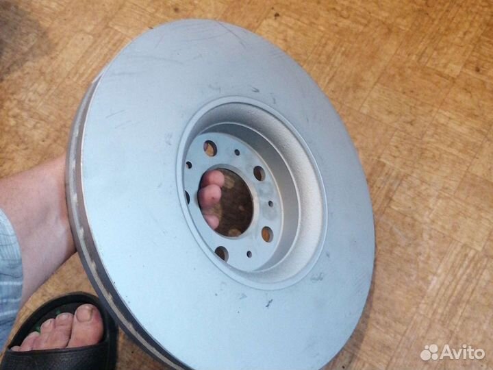 Диски тормозные передние Volvo xc90 2 шт