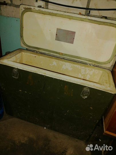 Контейнер термос для перевозки медикаментов