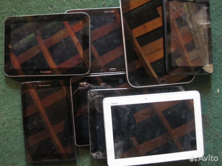 Продам планшеты
