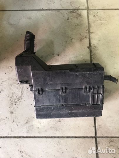 Блок предохранителей Nissan Note YZ11