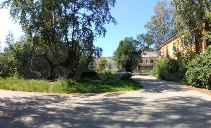 Комната 22 м² в 3-к., 1/2 эт.