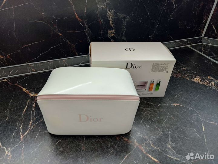 Косметичка dior новая оригинал