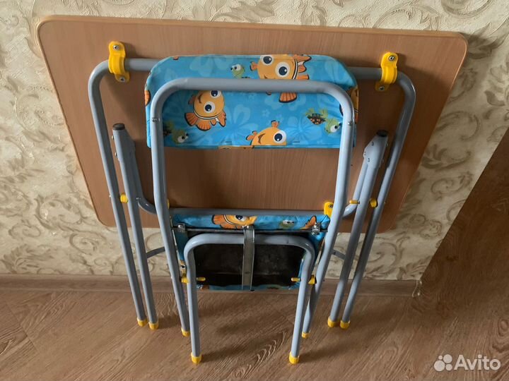 Детский стол со стульчиком