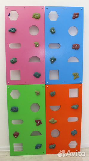 Скалодром с камнями зацепами настенный для детей