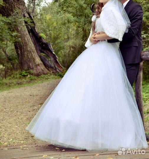 Свадебное платье