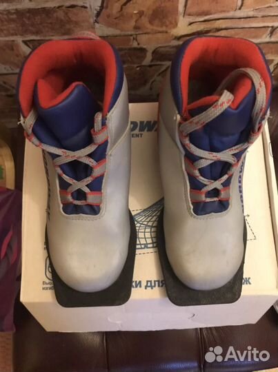 Лыжные ботинки детские 32