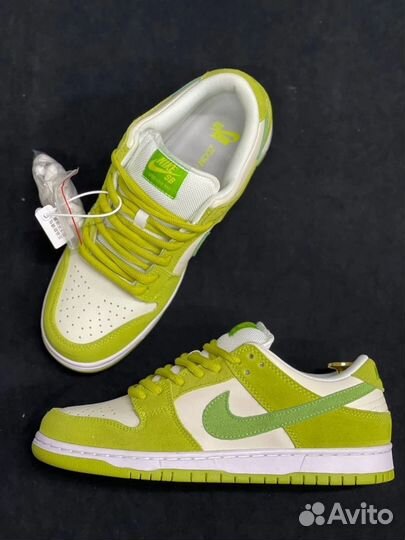 Кроссовки женские Nike Dunk Green Apple