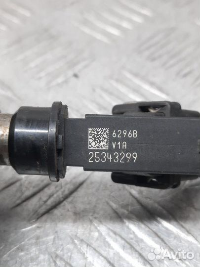 Форсунка Opel Zafira минивэн 1.6 Z16XEP 2006