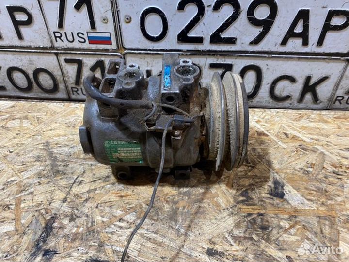 Компрессор кондиционера Kia Sportage 2000