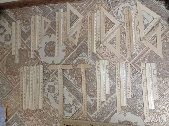 Линейки, треугольник деревянные новые