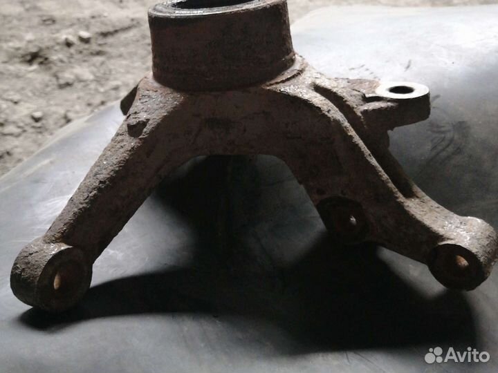 Поворотный кулак для Матиза