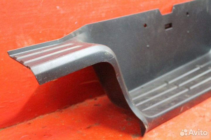 Ящик багажника задний Toyota Hilux 2015-2018