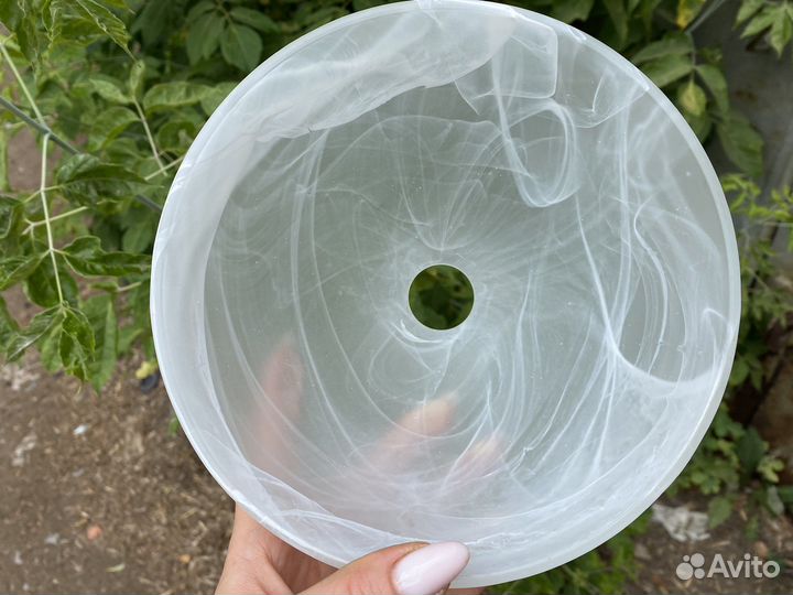 Люстра новая