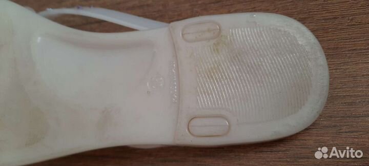 Шлепанцы женские