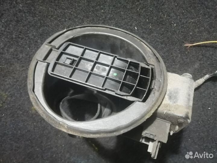 Механизм лючка бензобака Ford Focus 2 рестайлинг