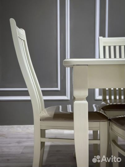 Кухонный стол. Доставка по всей России