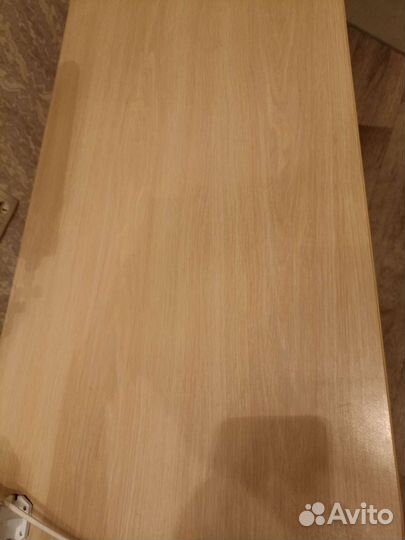 Маникюрный стол бу