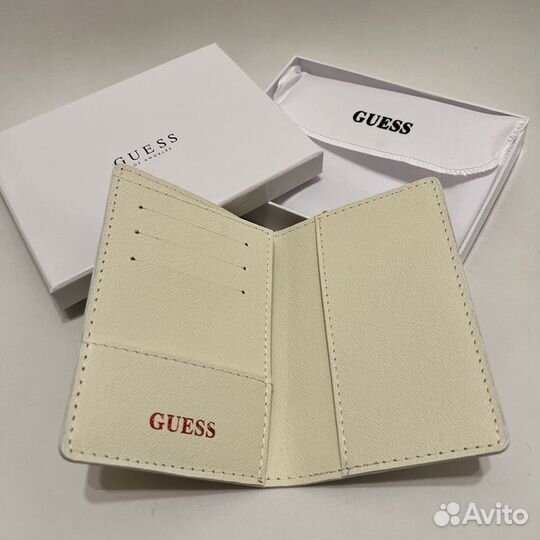 Обложка на паспорт guess