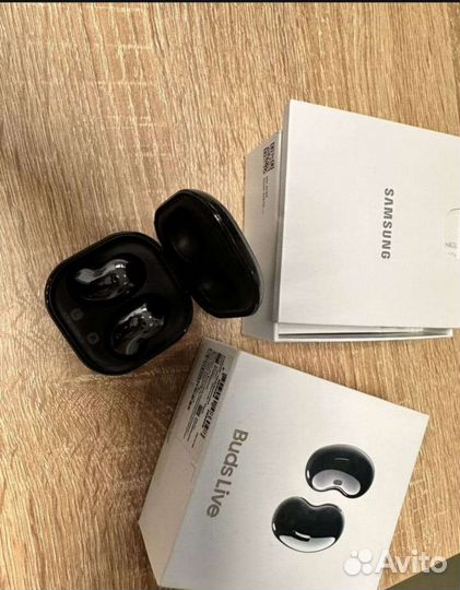 Беспроводные наушники samsung