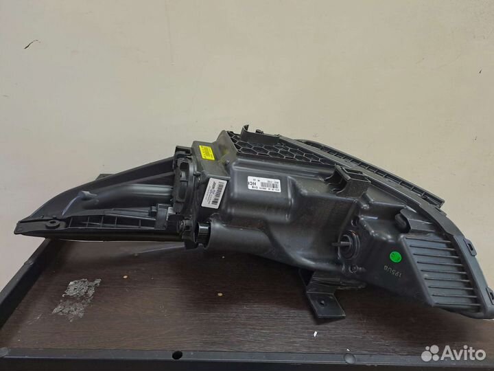 Hyundai solaris фара (пара)