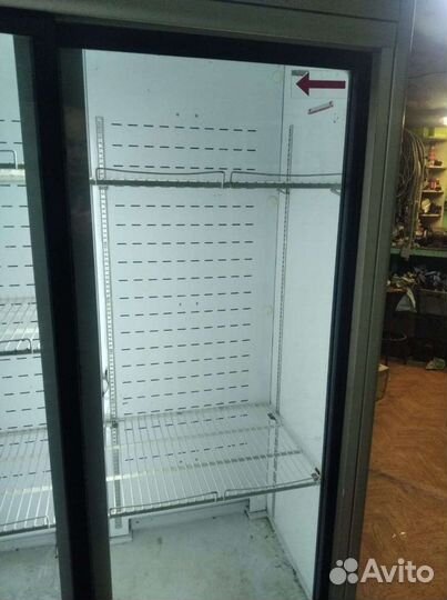 Холодильный шкаф