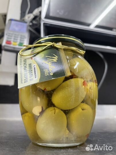 Оливки Mylos c Миндалем и Красным Перцем