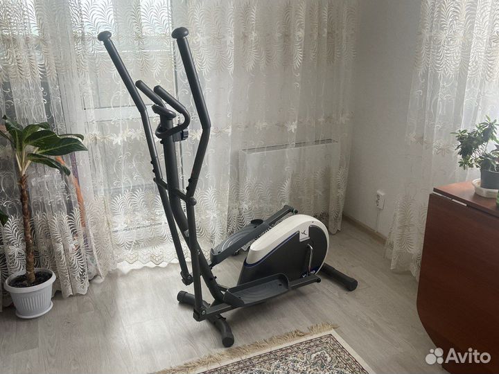 Эллиптический тренажер domyos