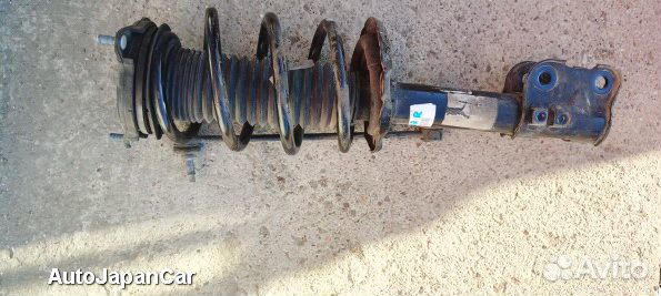 Стойка передняя правая Киа Соренто Прайм