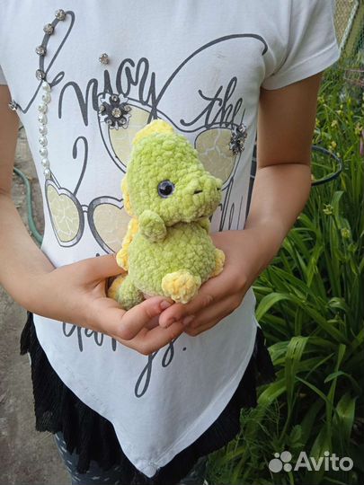 Дракончик брелок символ 2024 вязаный ручная работа