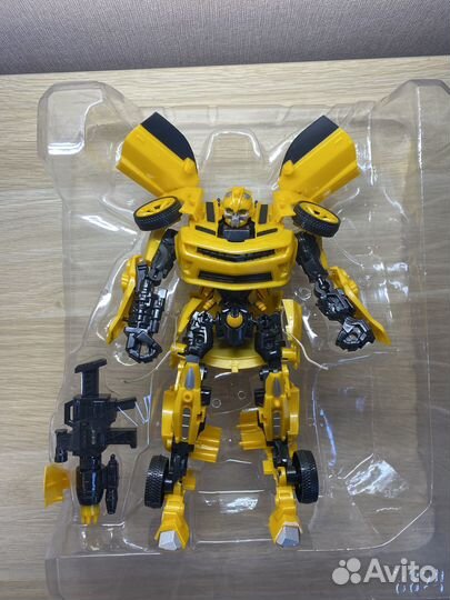 Трансформер Бамблби