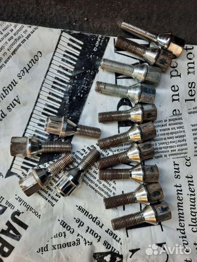 Болты колесные mercedes 210