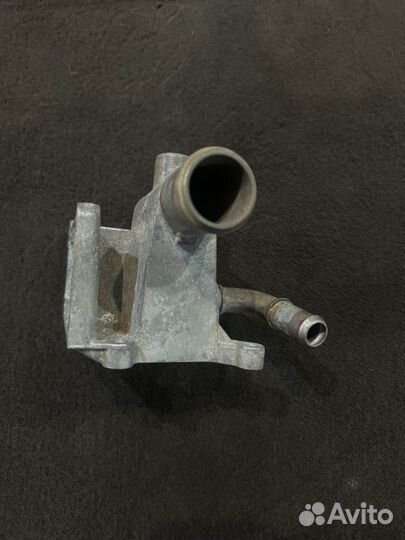 Фланец системы охолождения Mondeo 4 Duratec HE 2.0